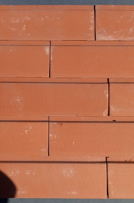 Azulejos como mostro nas fotos tenho vários m2
