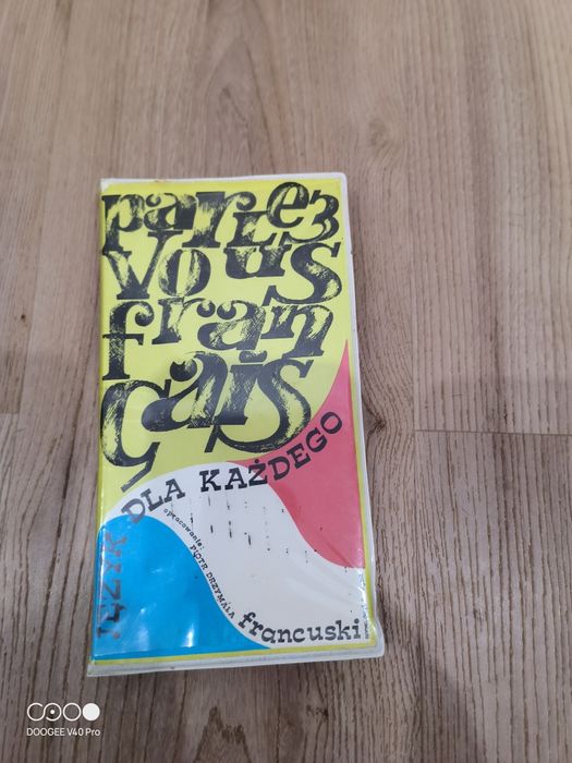 Kasety do nauki języka francuskiego