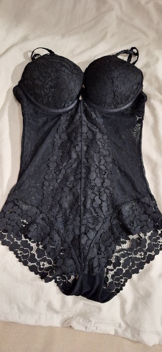 Esotiq czarne koronkowe body S 75B