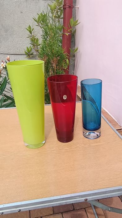 Wazony szklane kolorowe