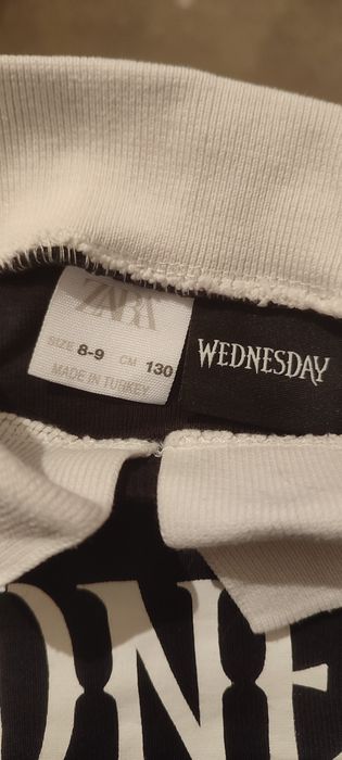 Camisola Zara Wednesday pouco uso 8/9 anos