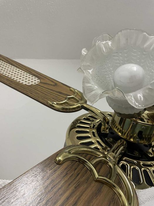 Ventoinha de teto clássica
