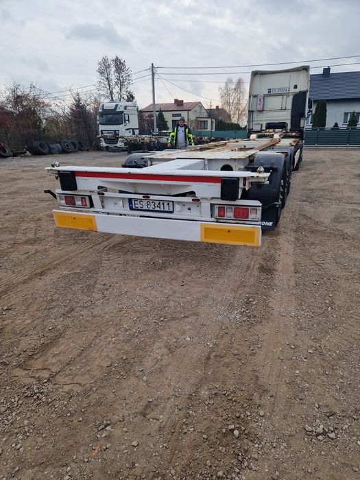 Naczepa podkontenerowa Krone SD