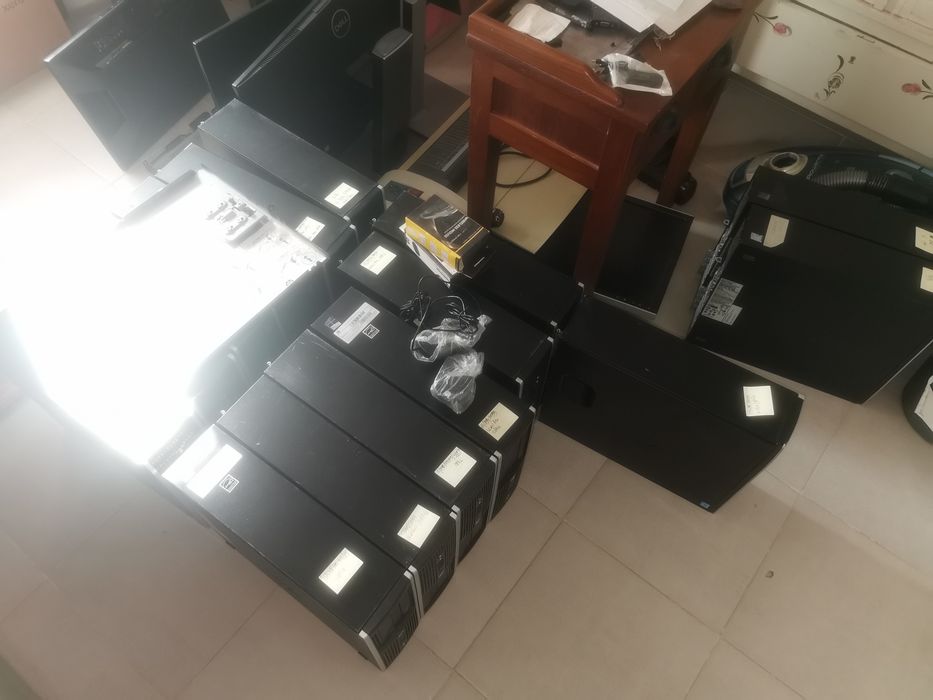 Computador HP 8300