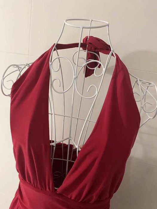 Długa czerwona wieczorowa suknia Club London M/S 38/36