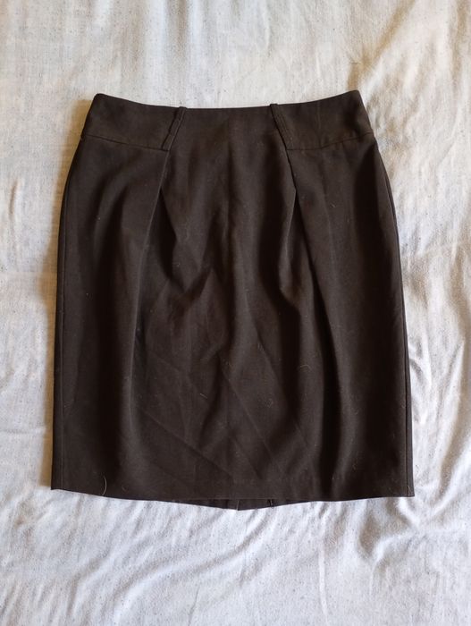 Czarne eleganckie spódnice