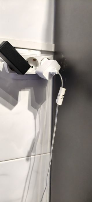 Luminária em forma de comando de consola com cabo para teste