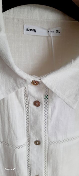 Bawełniana koszula z ażurową wstawką