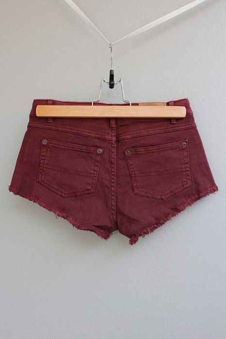 Calções Pull&bear novos