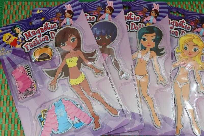 Магнитная кукла с 18 аксессуарами на магнитах игра одевалка