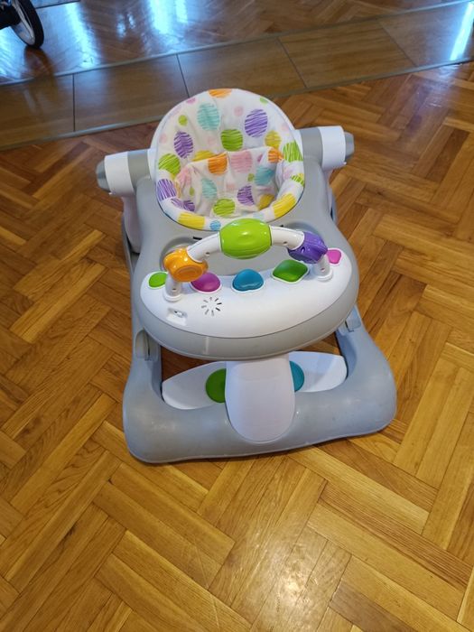 Chodzik Toyz grający