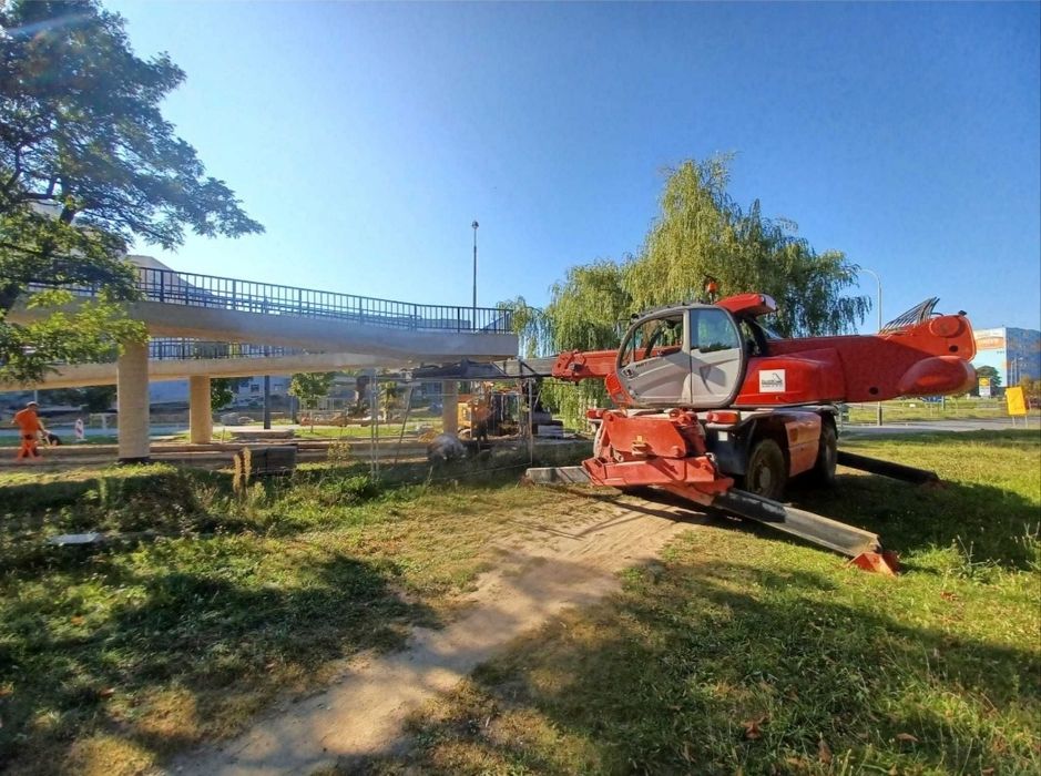 Wynajem ładowarek teleskopowych