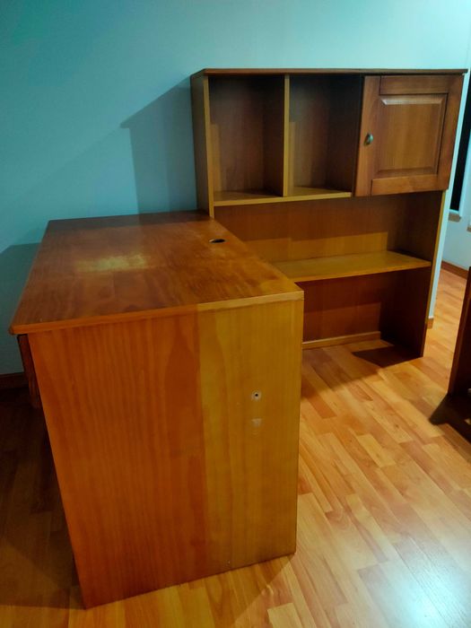 Móvel quarto - Conjunto cama de solteiro, armários e secretária