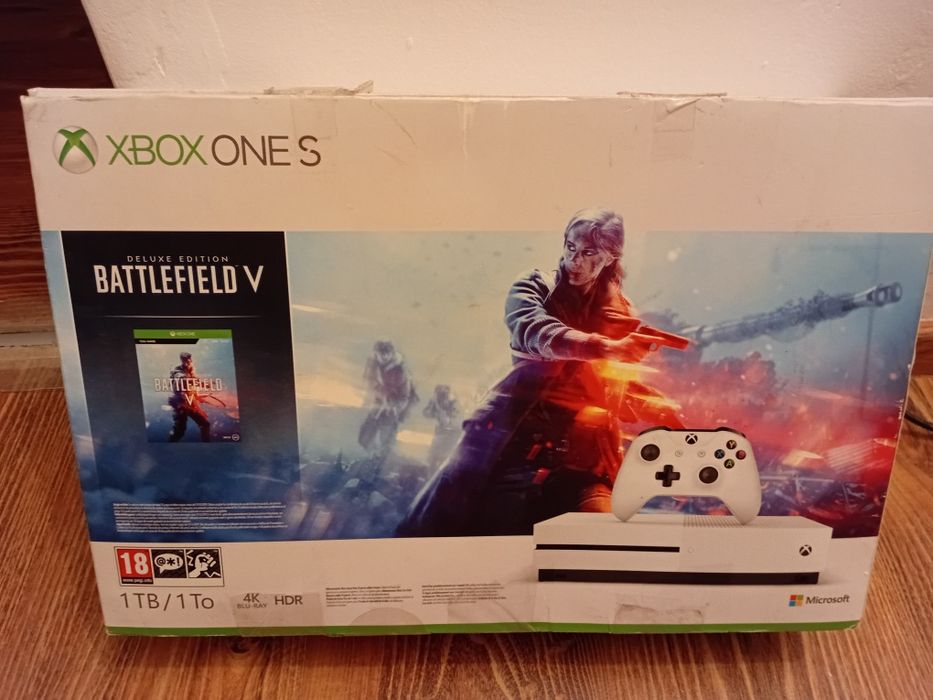 Xbox One S  1 TB box super stan