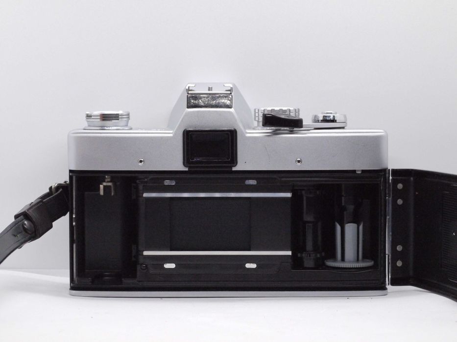 Minolta SRT101 + Minolta MC Rokkor 50mm f1.7