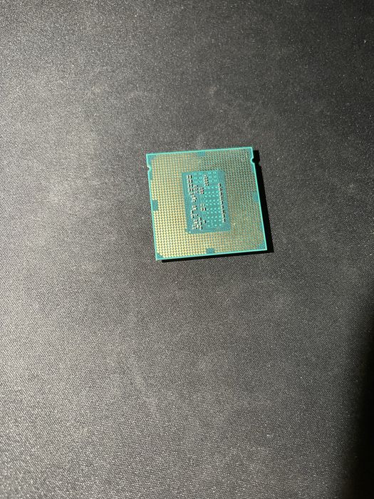 процесор Intel Core i5-4590T.