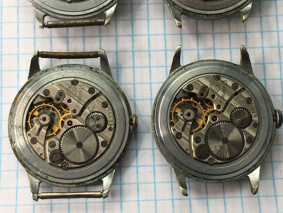 Часы механические Старт СССР 4 штуки одним лотом - под восстановление