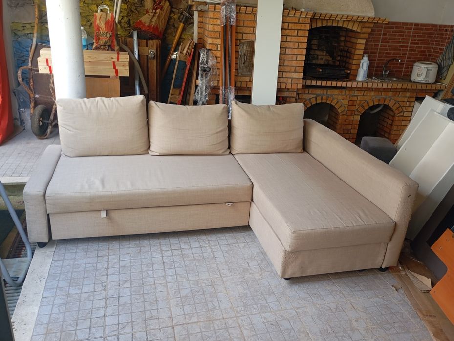 Sofá cama com chaise longue
