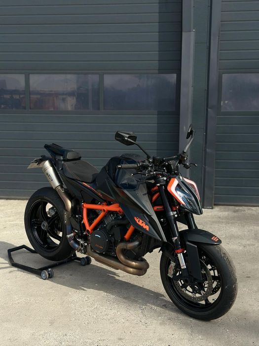 KTM Super Duke KTM 1290 Super Duke R Track Pack, Niski przebieg