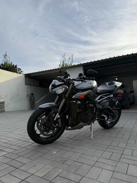 Triumph Street Triple 765rs