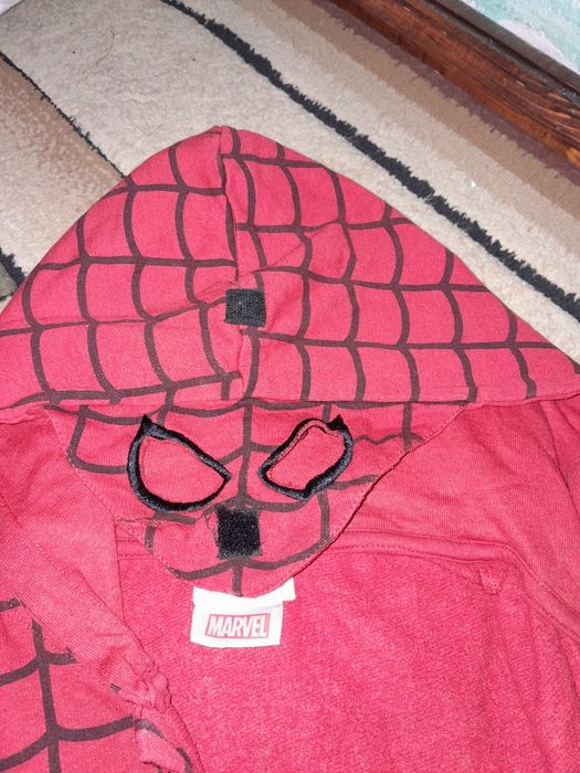 Костюм  + штани спанч Боб  на хлопчика 134 розміру