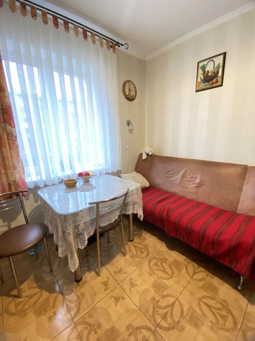 Продам однокімнатну квартиру Макарів