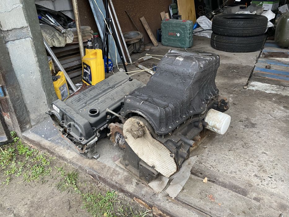 Двигун DOHC 2.0 Ford Sierra