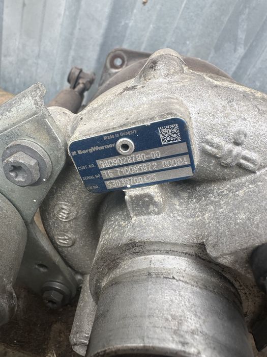 Турбіна 9809028780 1.6 V758078980 бензин Пежо 3008, 5008, Партнер