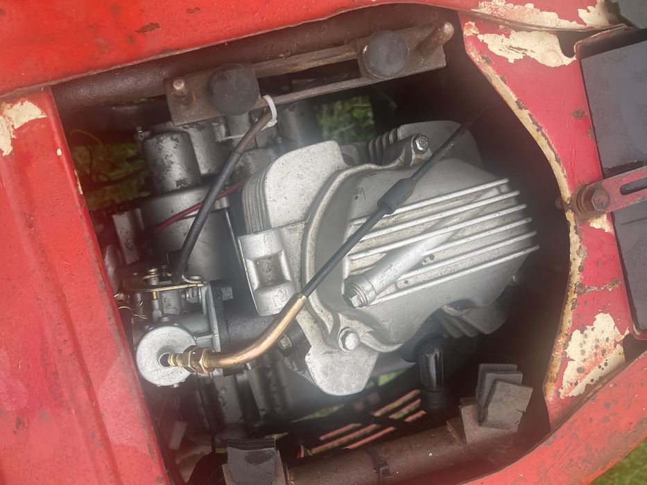 Моторолер Муравей