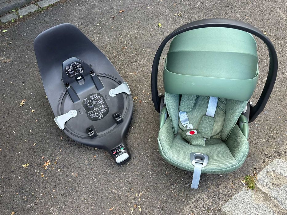 Fotelik samochodowy Cybex Cloud T Plus i-Size Seria Platinum 0-13kg Leaf Green z bazą