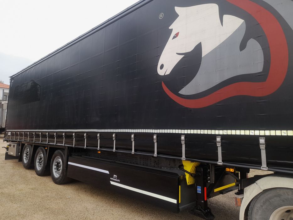 Semi-reboque Schmitz c/novo