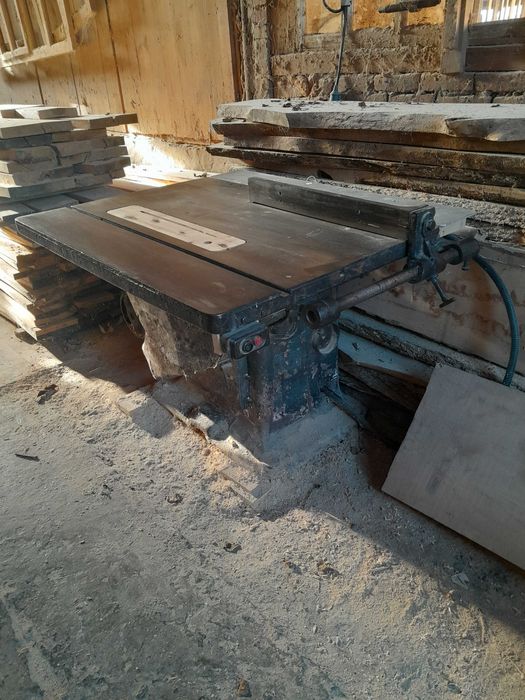 Станок деревообробний циркулярка