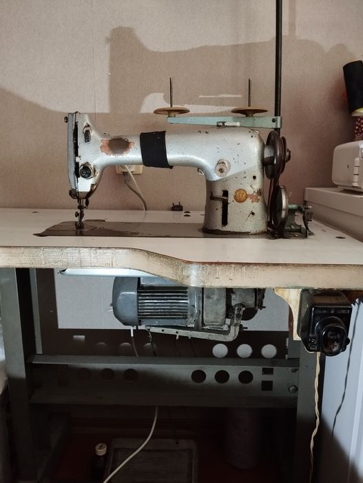 Швейная машина 22-го класса.