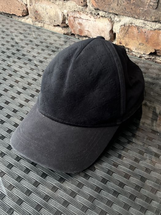 Czarna czapka z daszkiem reserved roz m/L