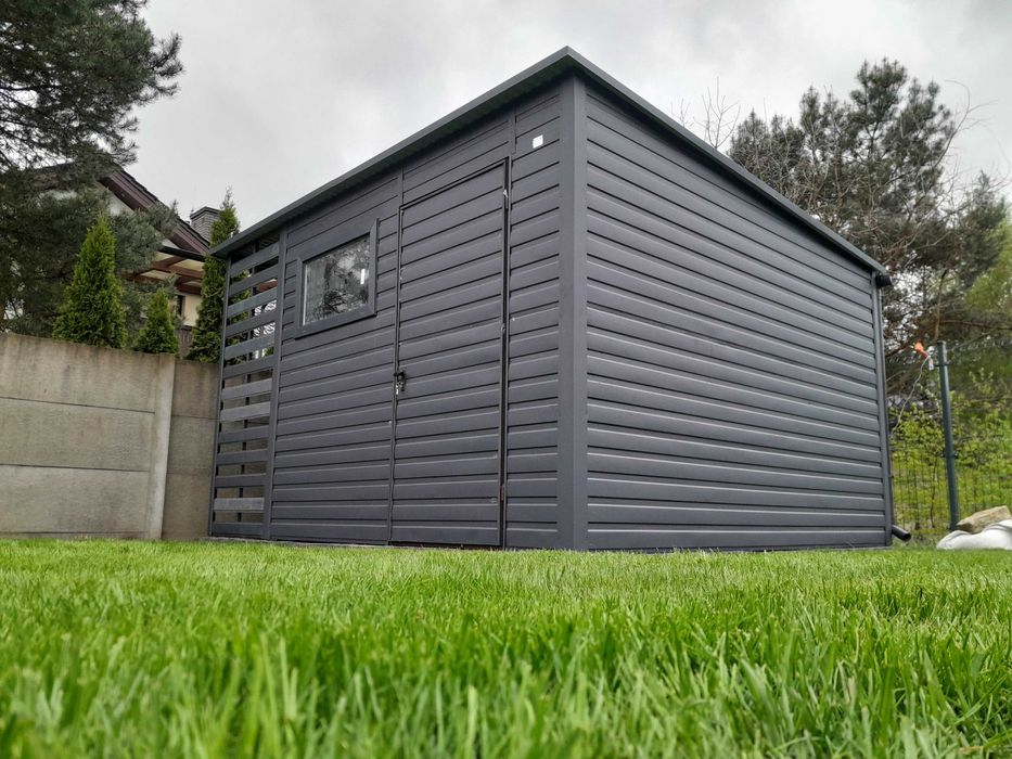 Domek blaszany ogrodowy z wiatą panelową | 3×3,5 + 1×3,5 wiata