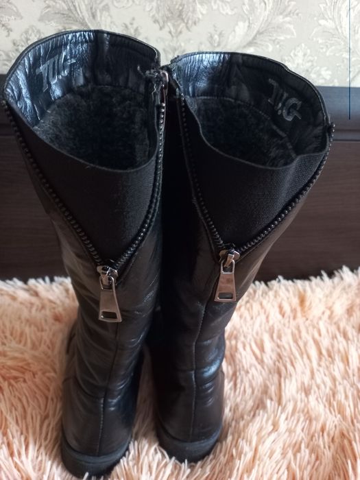 Сапоги фирмы 'Мида"