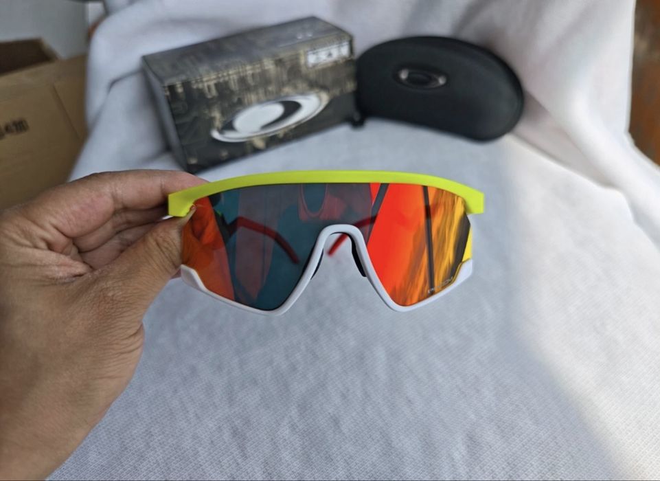 Oakley BXTR Yellow / Prizm Red ФОП