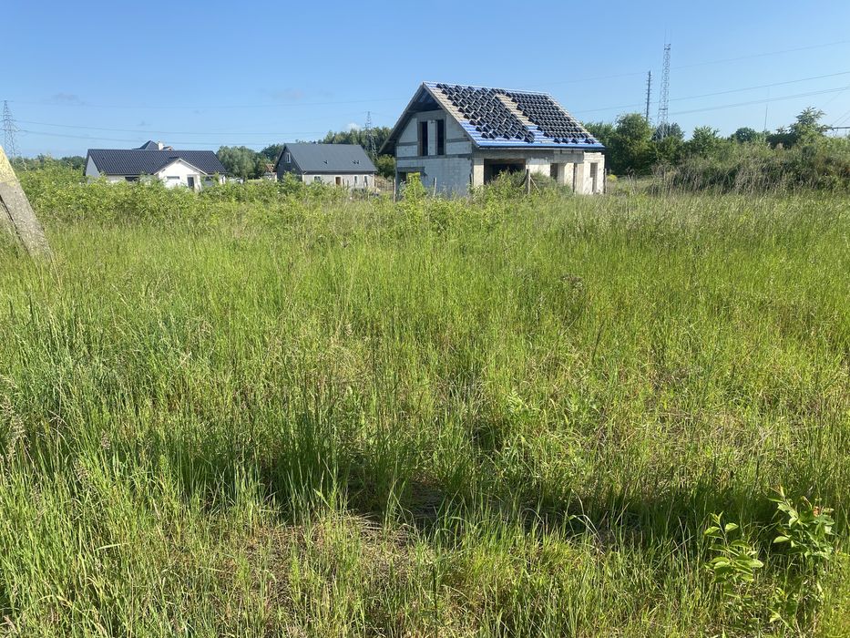 Sprzedam działkę rolno-budowlaną nr1243/7 pow. 1296m2