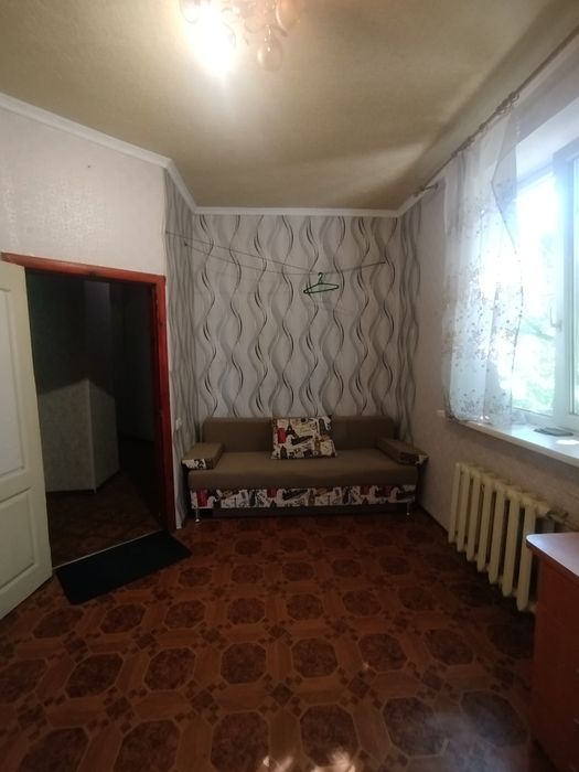 Оренда 2-кімнатної квартири біля площі