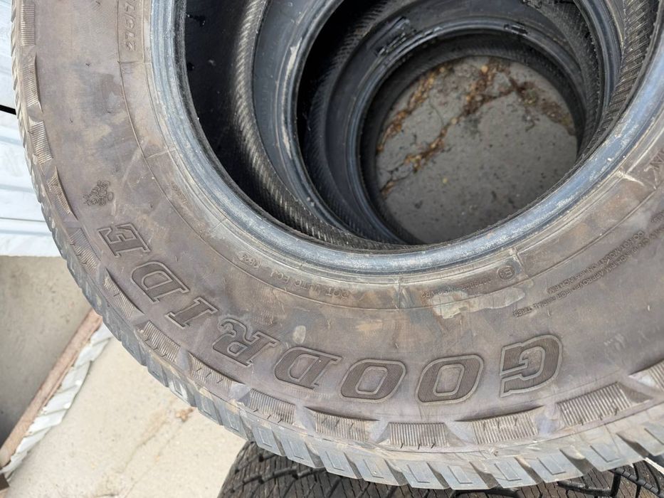 R16 275/70 Goodride Radial SL369 A/T