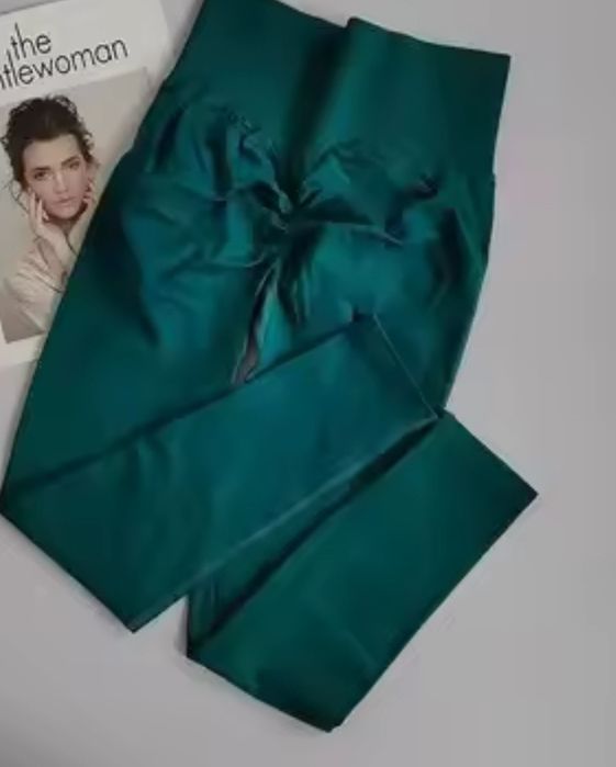 Leginsy damskie Nowe