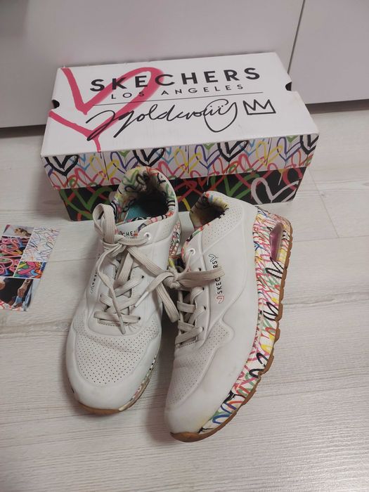 Кросовкі-снікерси skechers!!!