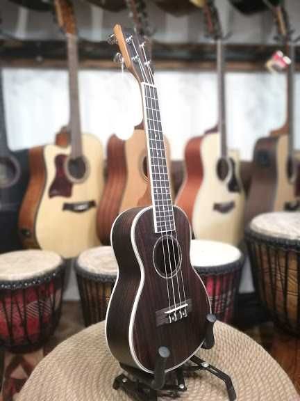 ukulele koncertowe SEGOVIA EBONY 24 concert 24c