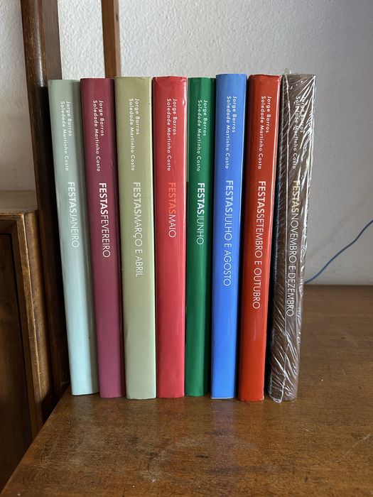 Coleção Completa "Festas e Tradições Portuguesas" (8 Vol.) - Como Nova