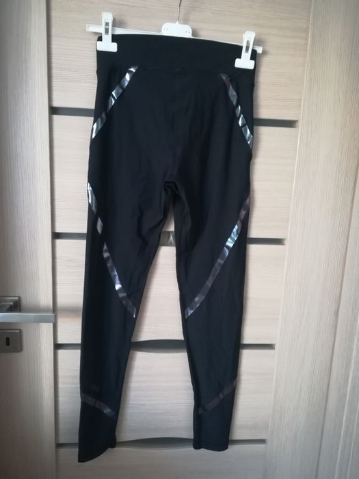 Leginsy czarne z casall