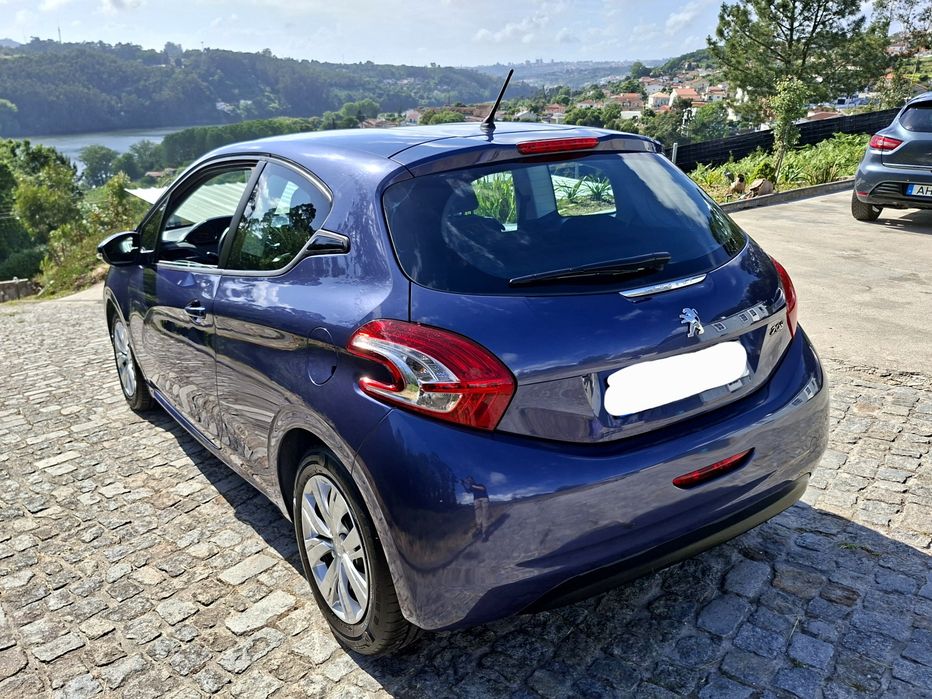 Peugeot 208 1.4 HDI Active 150000km