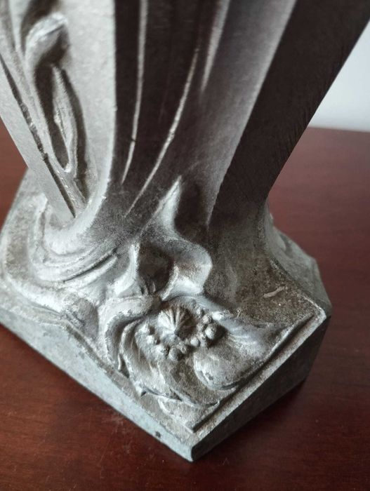 Vaso Alumínio Fundido Francês Art Deco