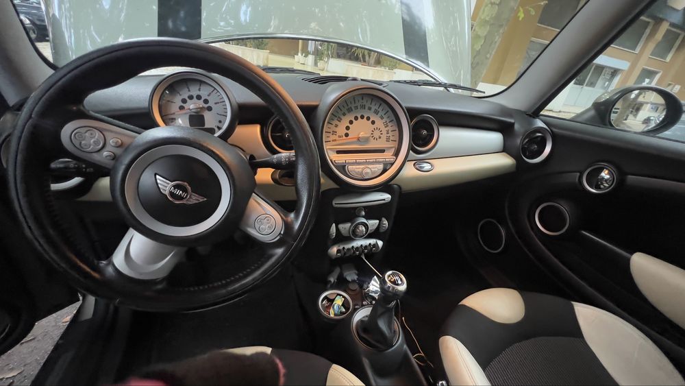 Mini cooper 2009498785455221002242