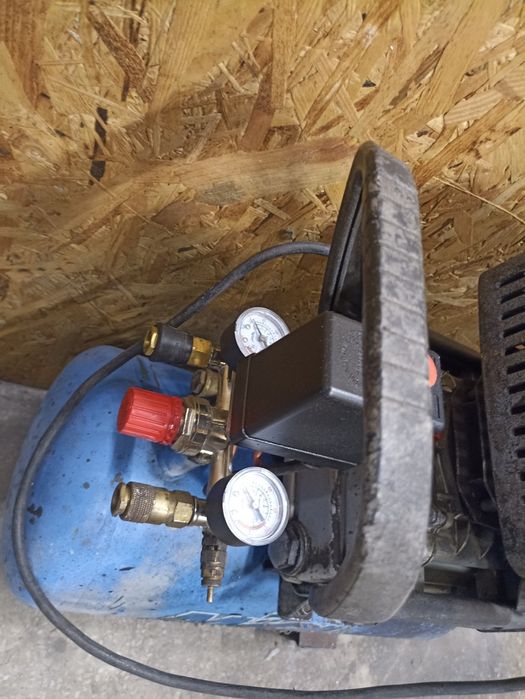 Продам компрессор Miol.