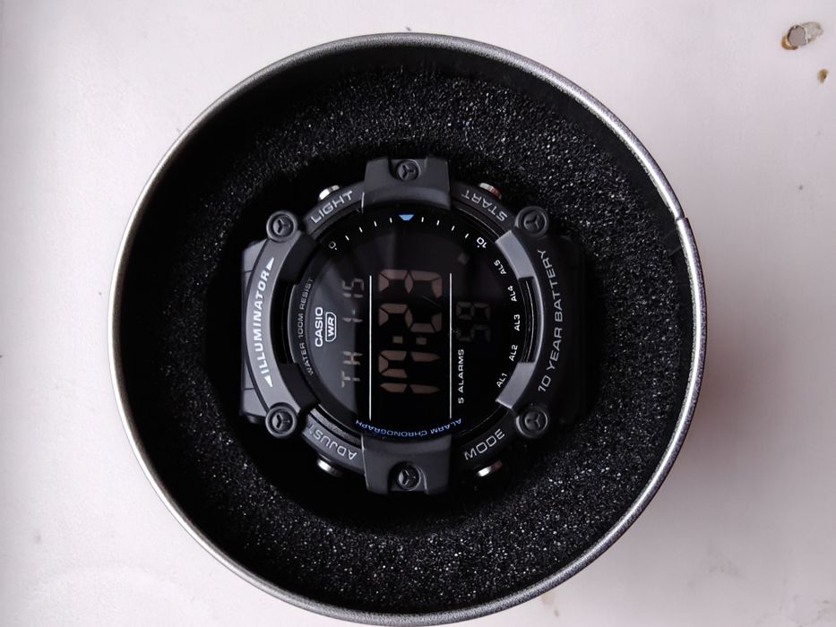 Чоловічий годинник CASIO AE-1500WH-8BVEF / AE-1500WH-8BVDF